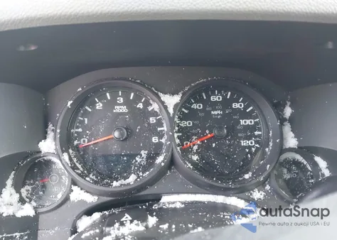 2010 Chevrolet Silverado 1500 Ls z USA, uszkodzony, nr VIN 1GCSCREA2AZ278398